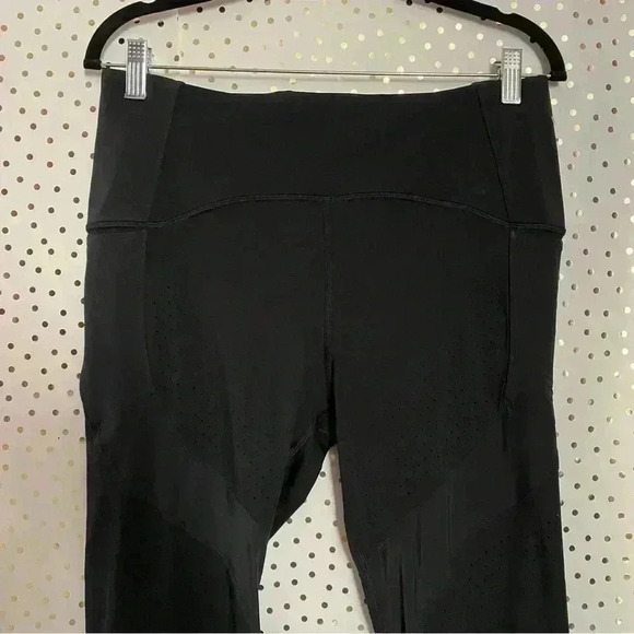 Lululemon Uncovered Strength HR Crop - Picture 4 of 11